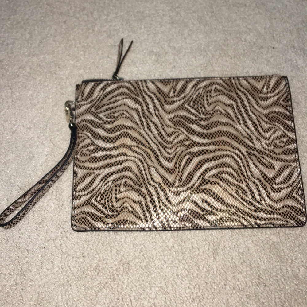 Banana Republic Italian leather clutch NWT